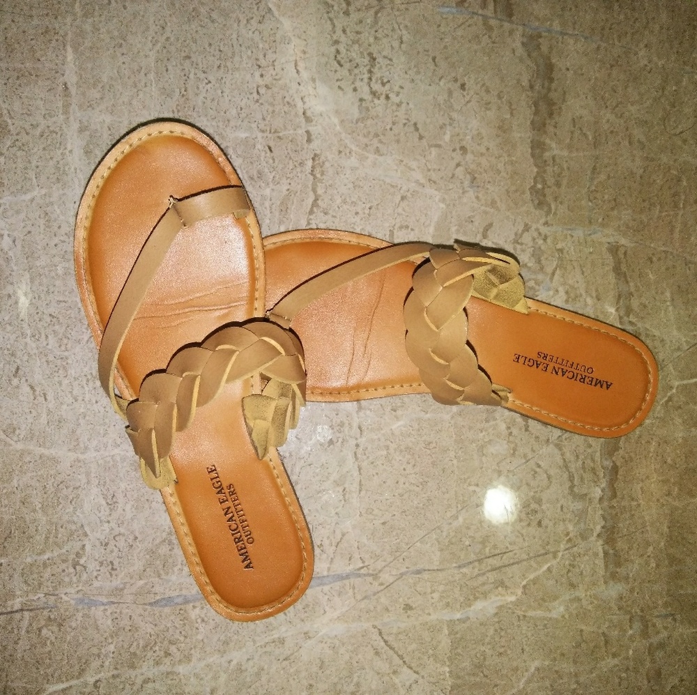 *SOLD on vinted* American Eagle sandals